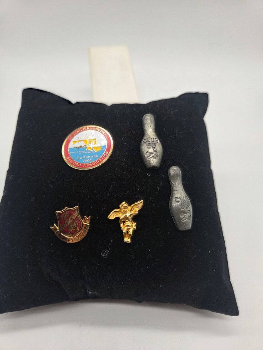 Assorted vintage tack pins